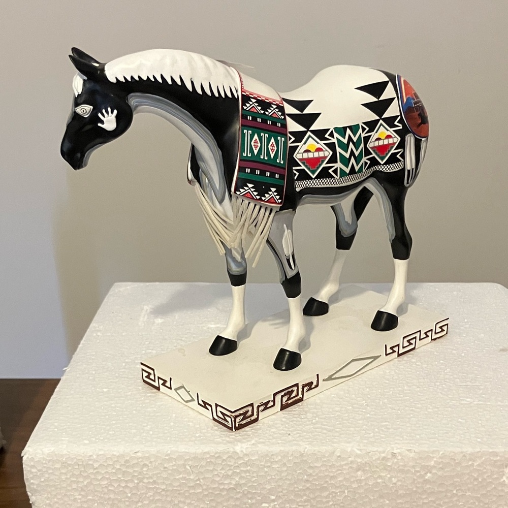 Tewa Horse - The Trail Of Painted Ponies #1546 Figurine 2004 First Edition - Picture 2 of 7